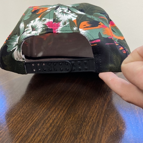 Vintage snapback trucker hat landstar inway san sun Hawaiian floral - Picture 9 of 9